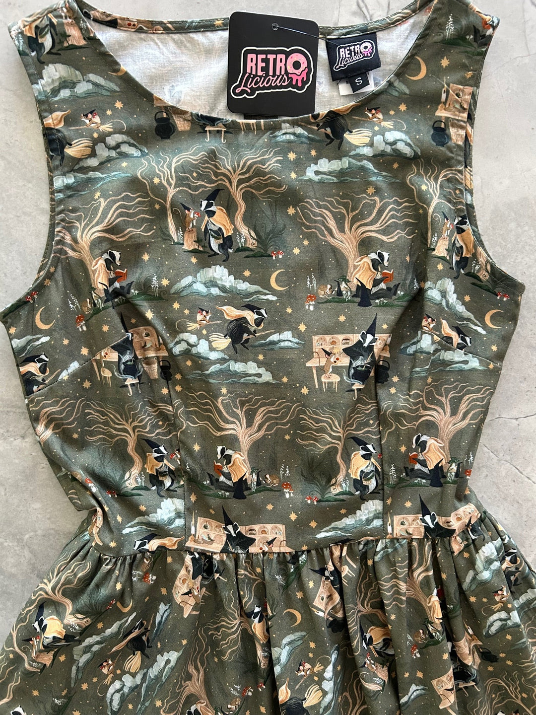 Badger & Mouse Vintage Dress - 3X only, 1 left!