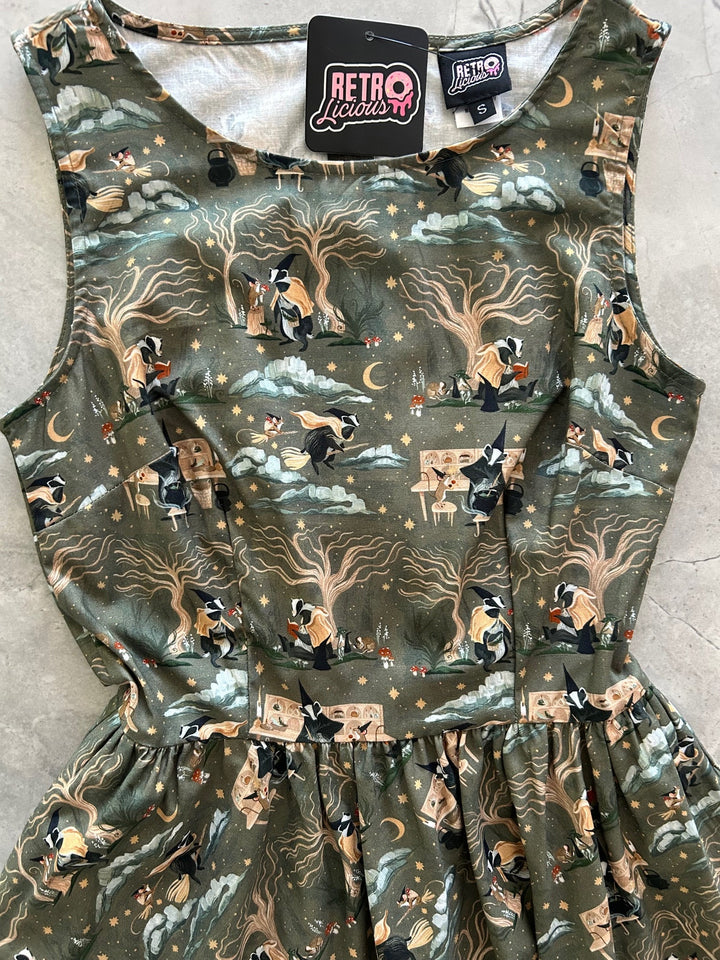 Badger & Mouse Vintage Dress - 3X only, 1 left!