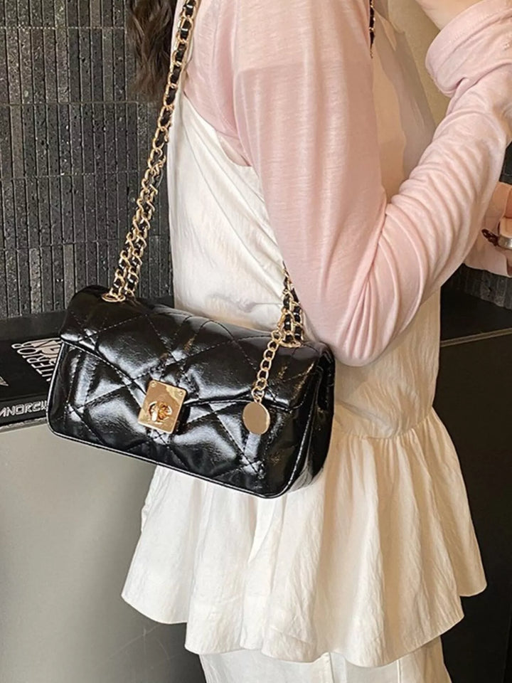 Quilted Chain Strap Crossbody Bag