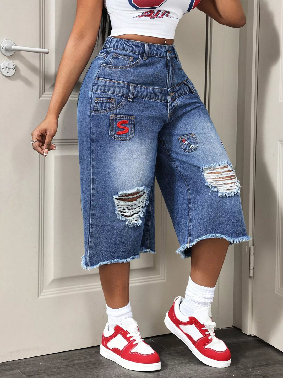 Distressed Wide-Leg Denim Capris