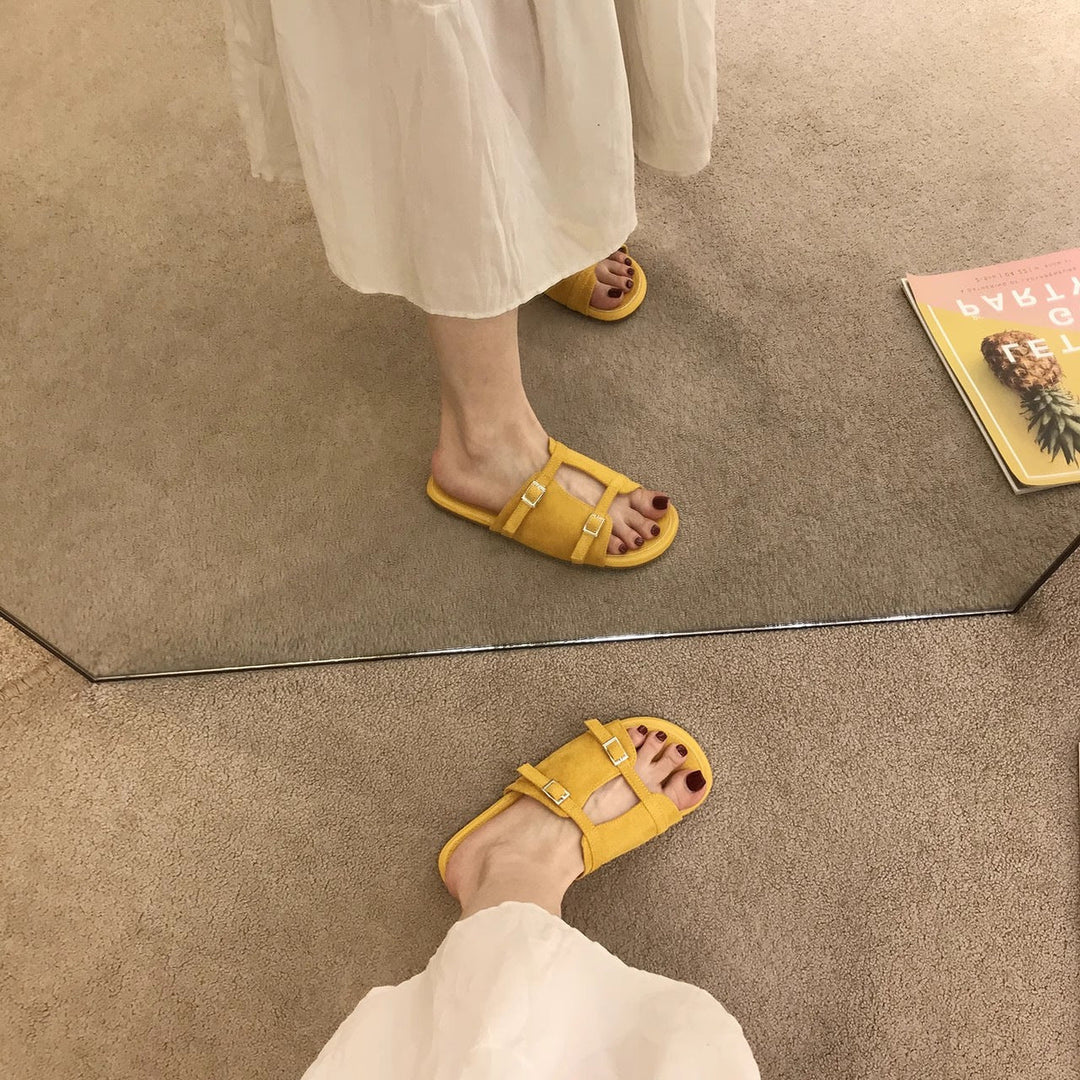 Summer Outdoor New-style Retro Flat-heeled Sandals