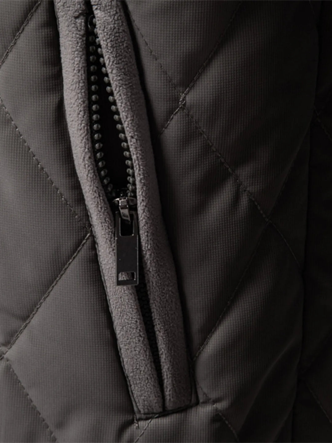Men's Quilted Snap Down Long Sleeve Jacket