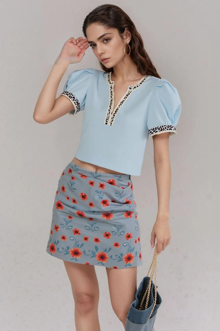 Contrast Leopard Trim Split Neck Puff Sleeve Blouse