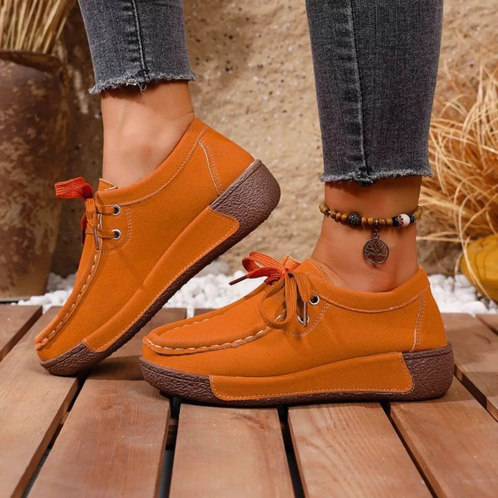Round Toe Lace Up Sneakers