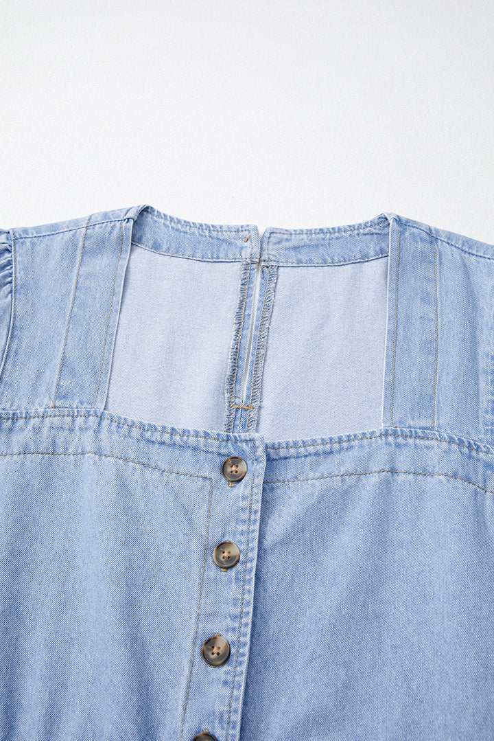 Robe mini babydoll à col carré et boutons en denim bleu Beau