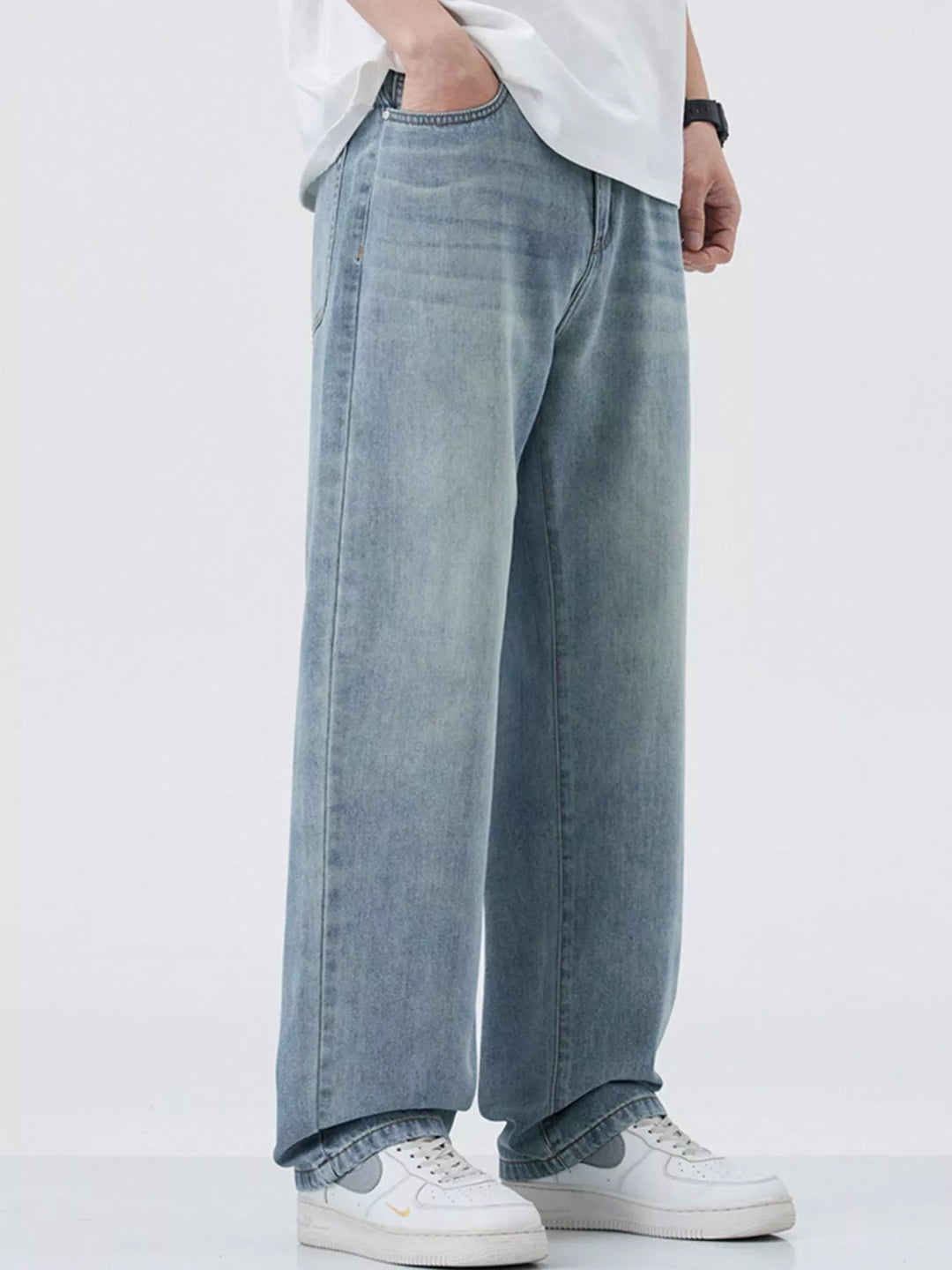 Men's Wide Leg Relaxed Fit Jeans