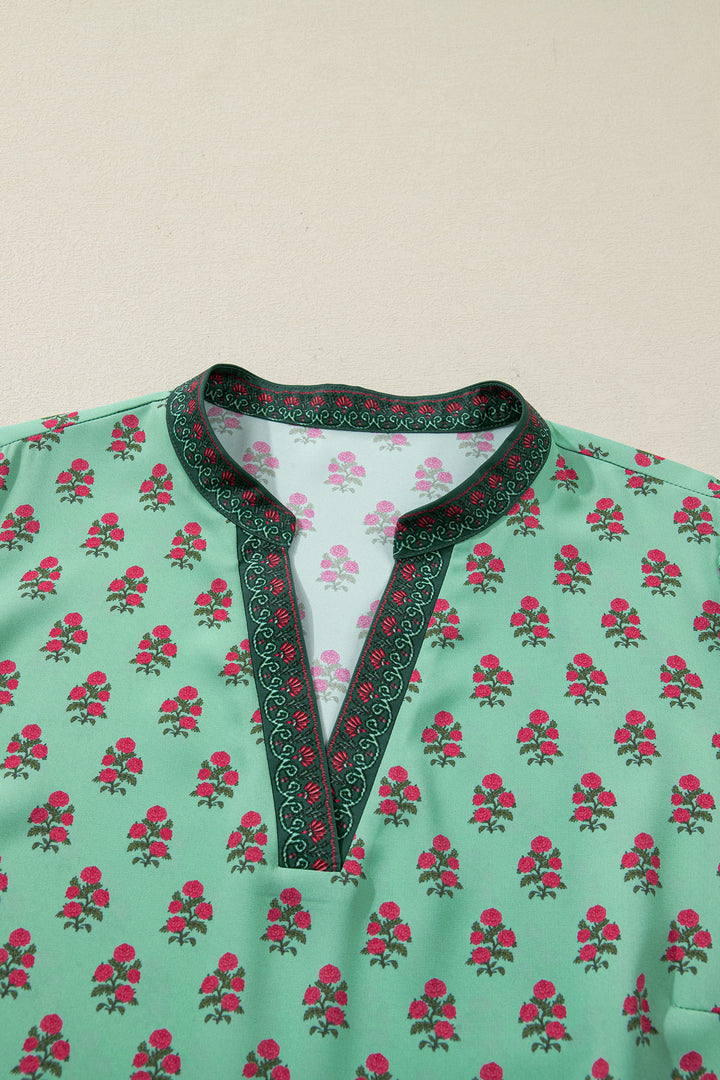 Green Plus Size Floral Print Contrast Trim V Neck Bracelet Sleeve Blouse