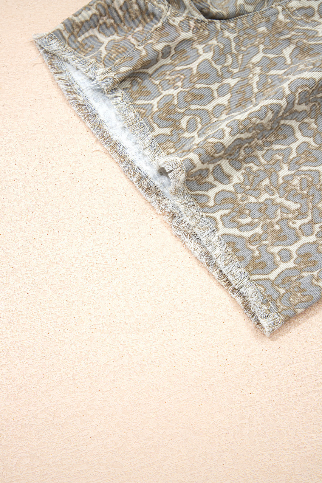 Khaki Raw Edge Leopard Print Denim Shorts
