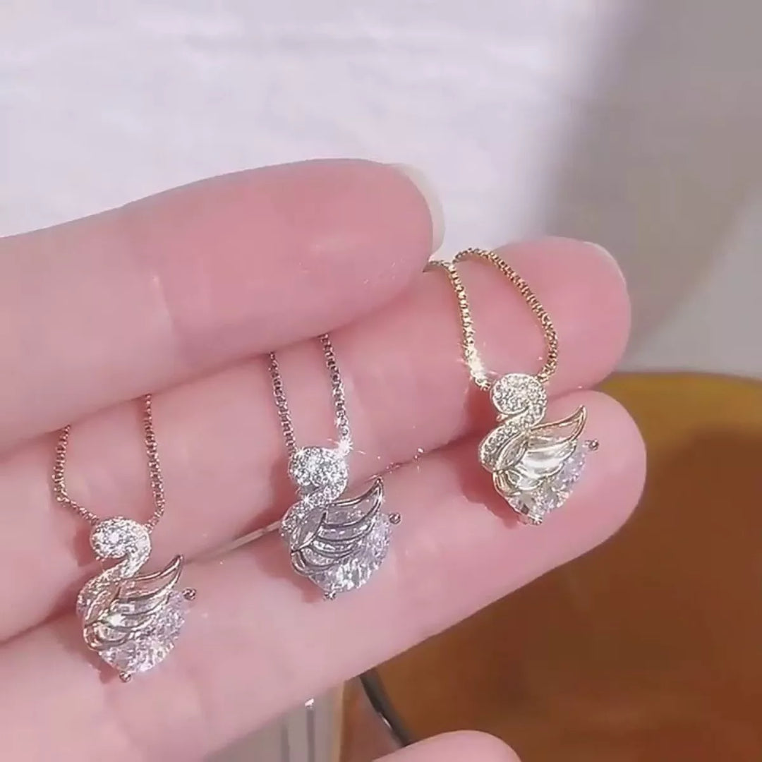 925 Sterling Silver Zircon Pendant Necklace