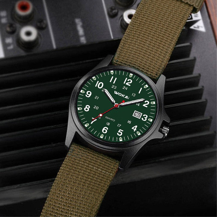 Sporty Nylon Strap Mens Quartz Watch Minimalist Design