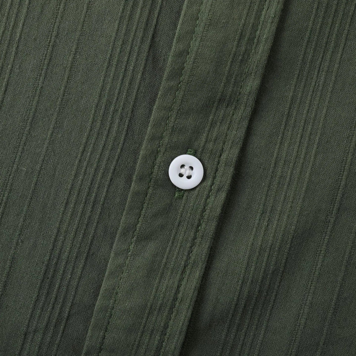 Men's Short Sleeve Button Down Shirt with Chest Pocket