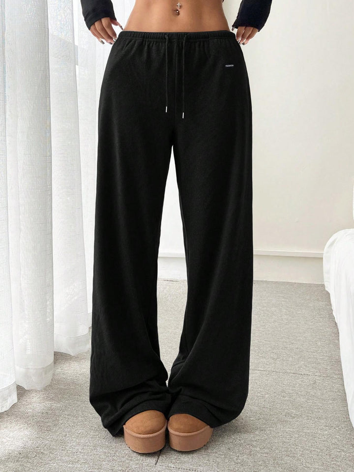 Relaxed Fit Drawstring Pants
