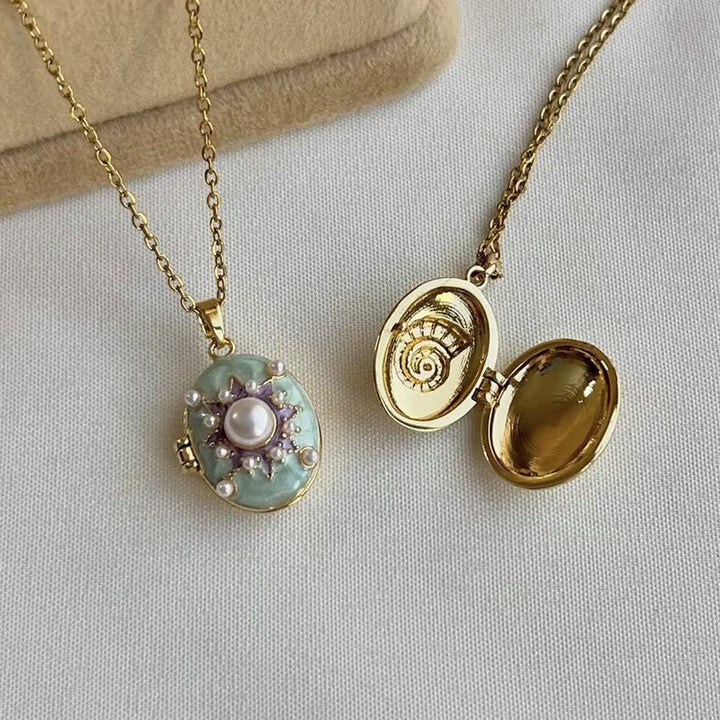 Personality Trend Retro Painted Necklace Pendant
