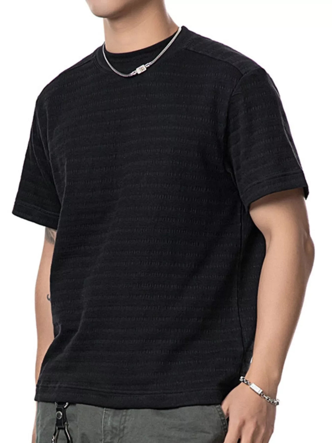 Men's Textured Knit Crew Neck T-Shirt