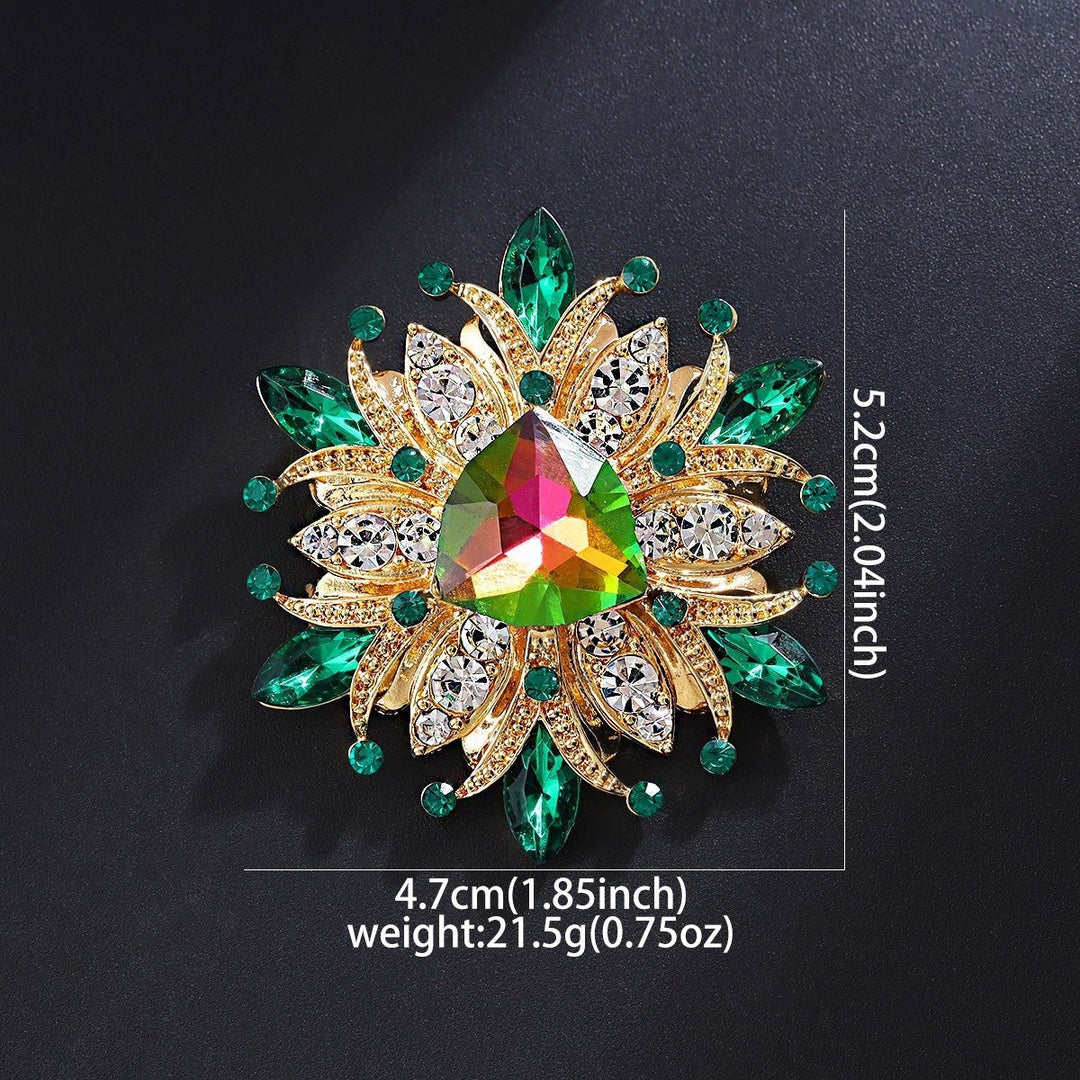Luxurious Elegant Clothing Brooch For Men And Women