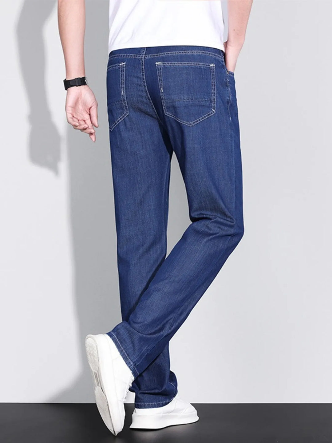 Men's Washed Straight Fit Jeans