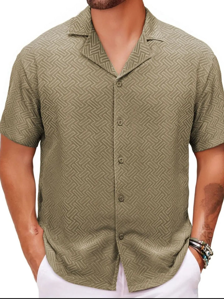 Men's Plus Size Button Down Short Sleeve Shirt