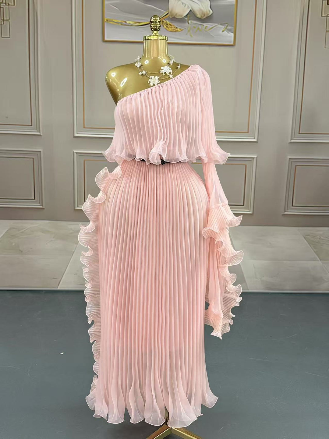 Fashionable One-shoulder Elegant Evening Dress