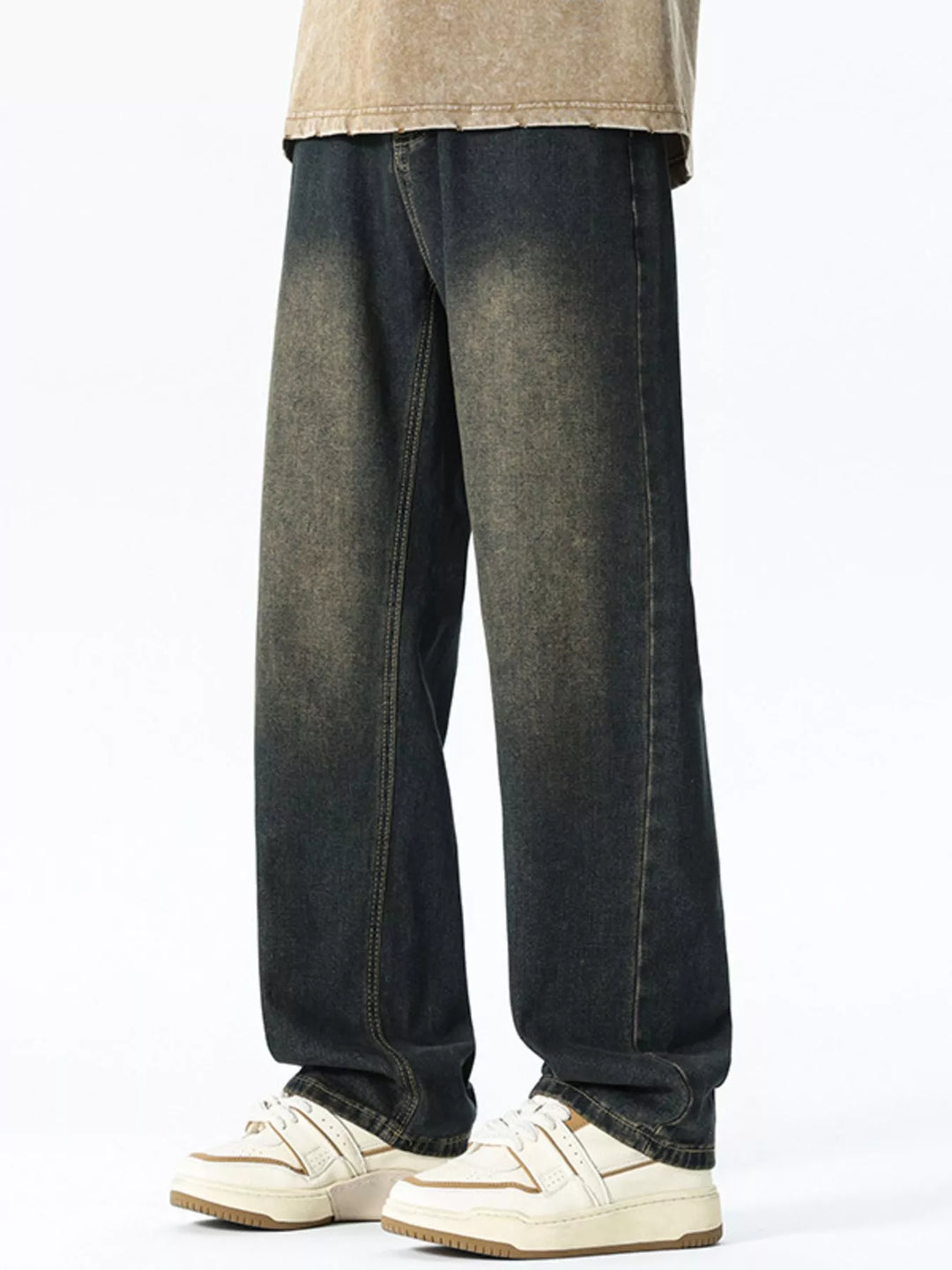 Men's Relaxed Fit Washed Jeans