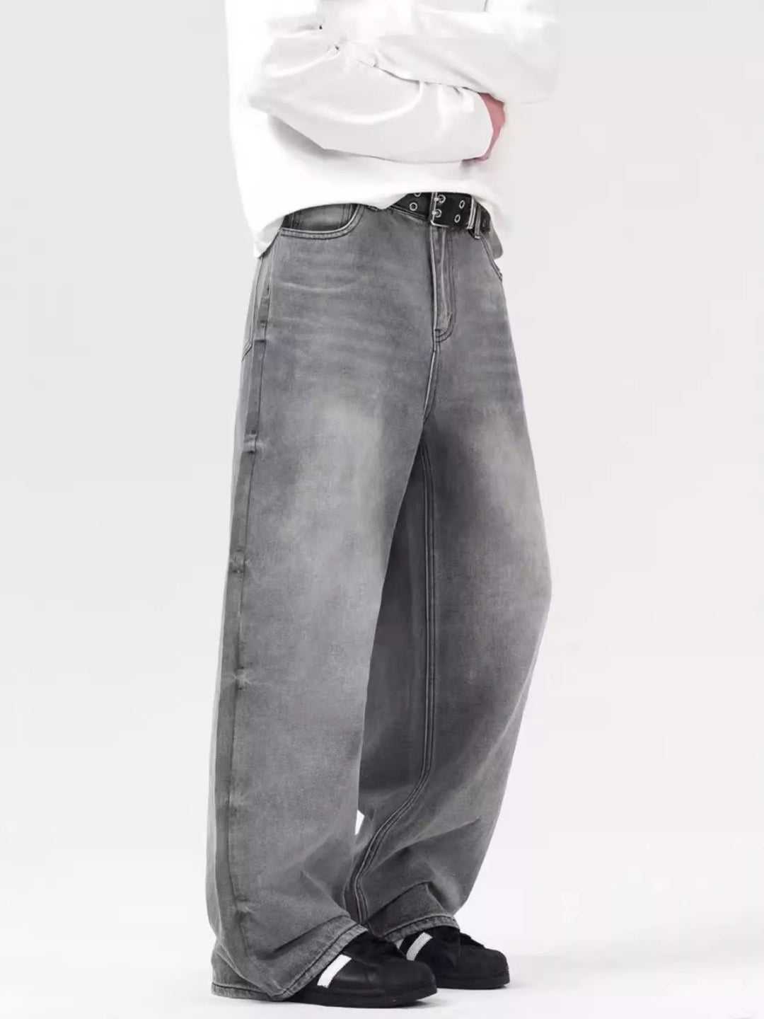 Men's Vintage Wash Wide Leg Jeans
