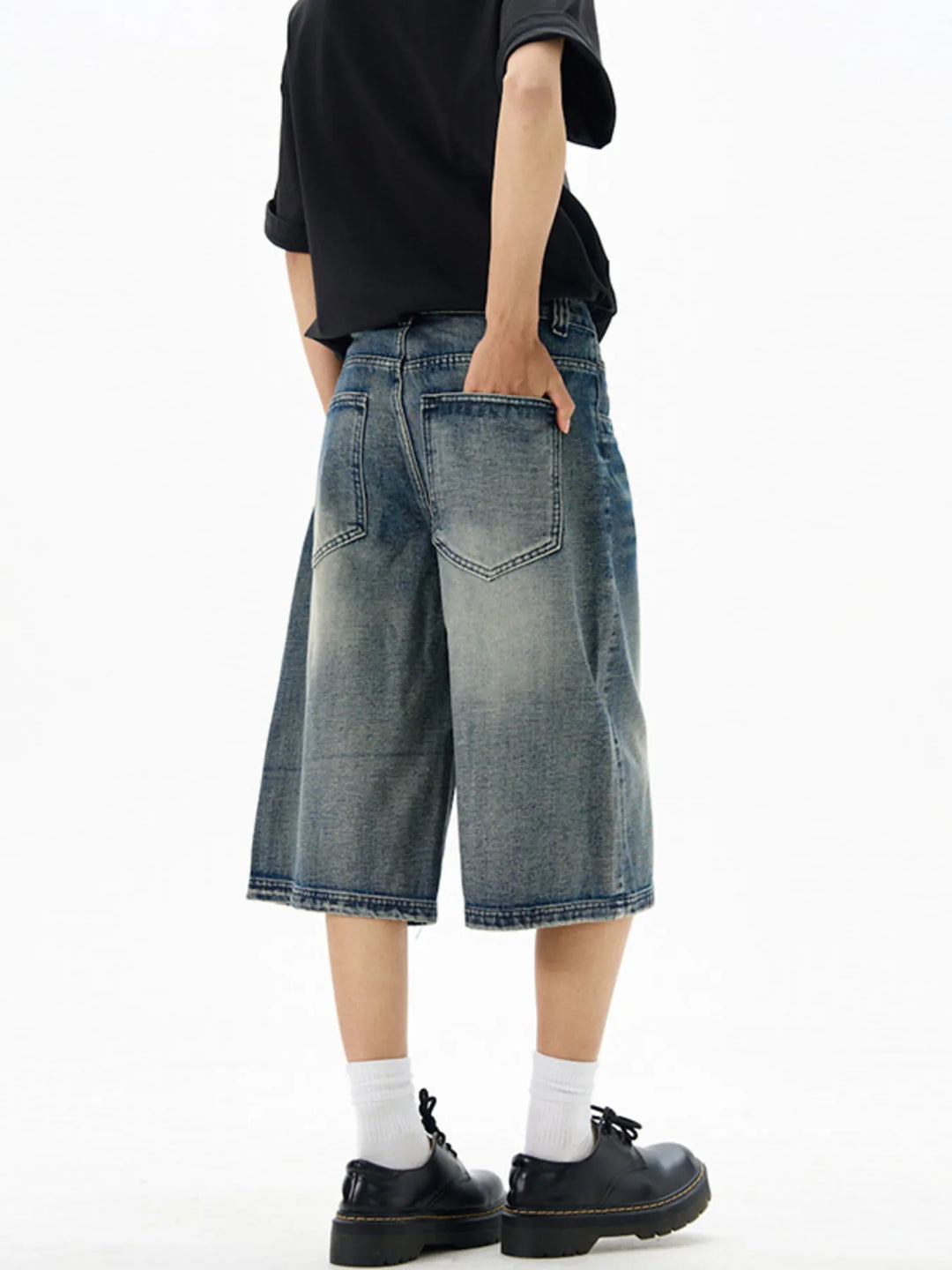 Men's Wash Wide-Leg Denim Shorts