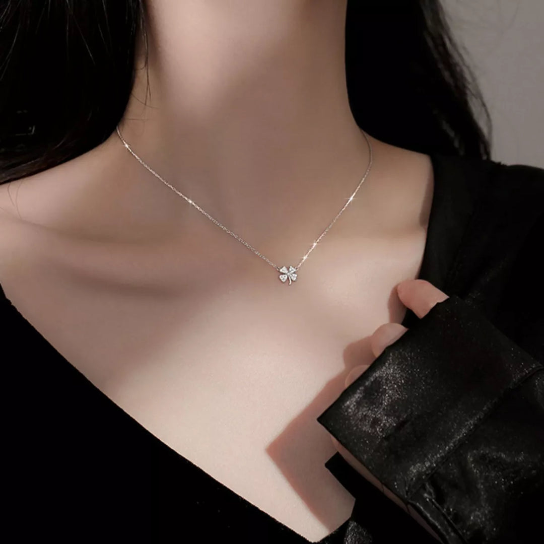925 Sterling Silver Zircon Four Leaf Clover Necklace