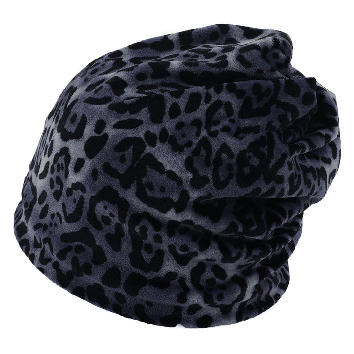 Double-layer Short-pile Bonnet With Multi-colored Plaid Pattern