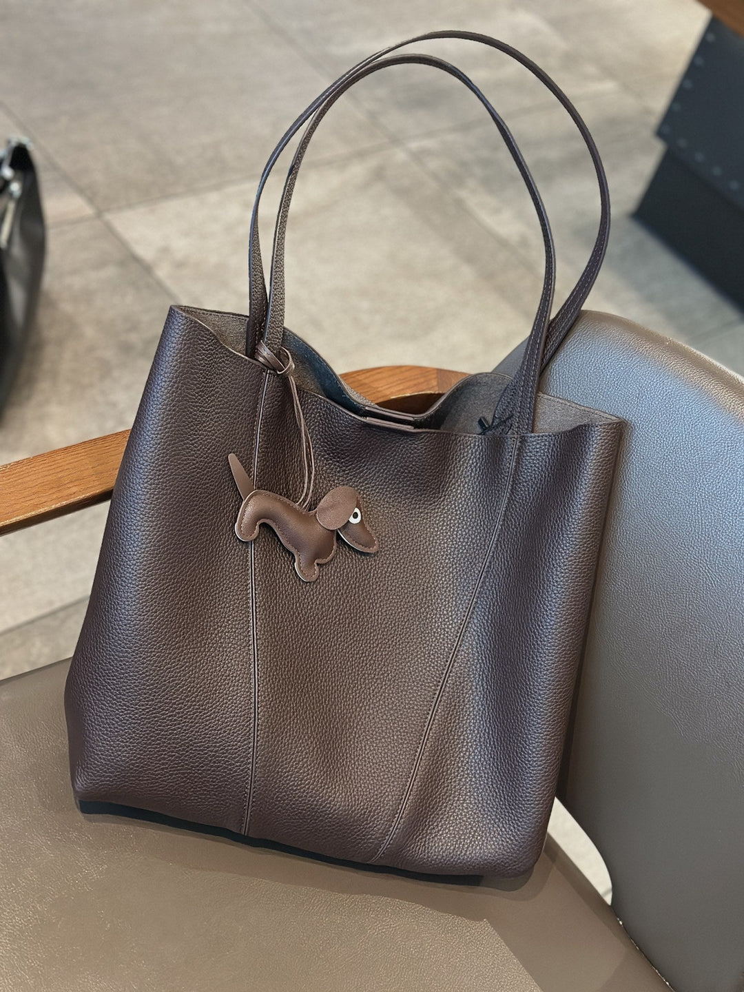 Top-grain Leather Tote Bag, High-end Feel, Large Capacity, Perfect For Commuting And Shopping, Casual And Minimalistic, Versatile Genuine Leather Mother-and-child Bag For Women