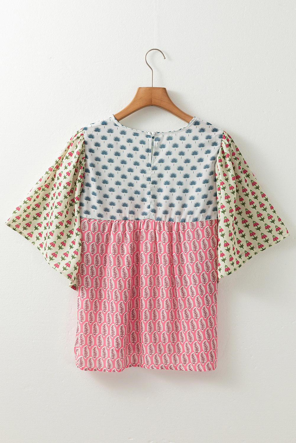 Red Floral Colorblock Flutter Cape Style Sleeves Blouse