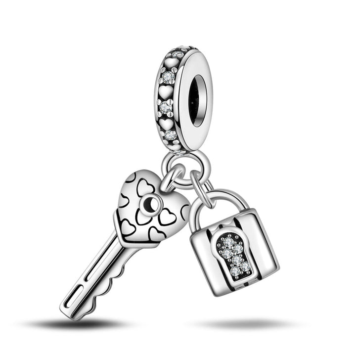 Retro Heart Lock Key Pendant Accessory