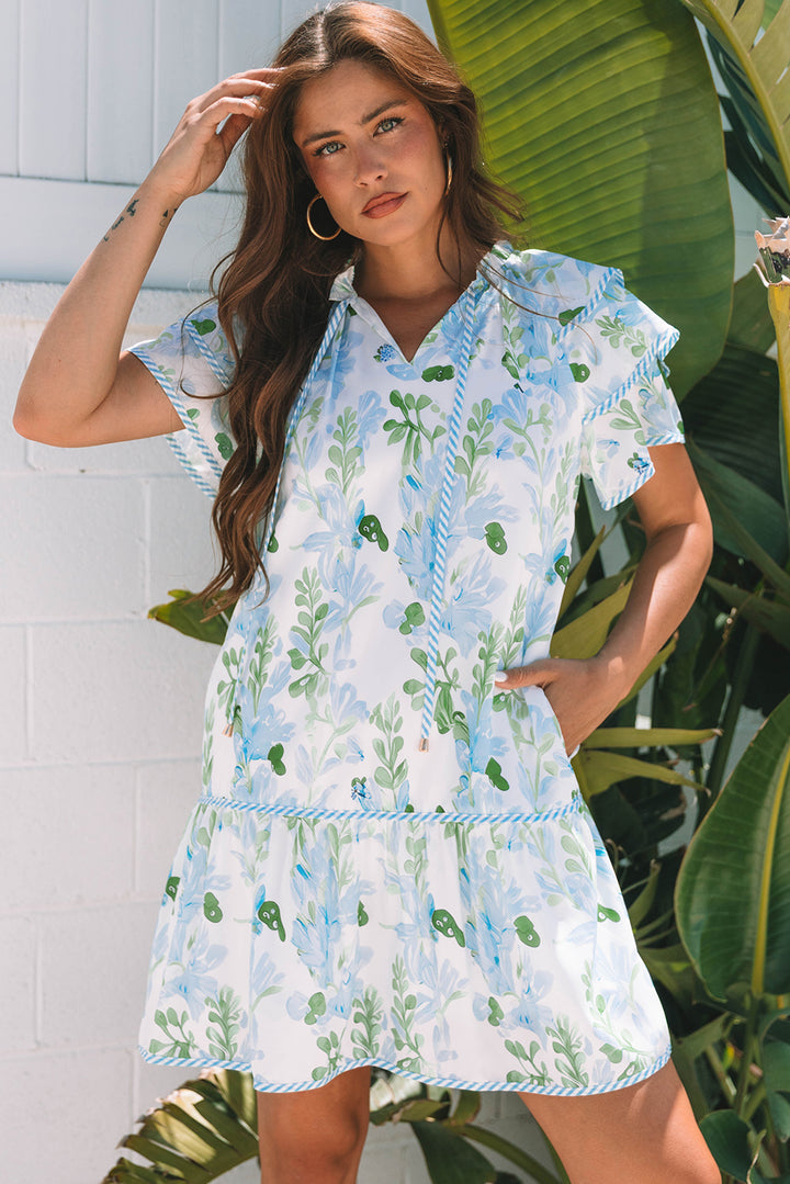 Mini-robe à manches courtes superposées et à bordures contrastées bleu ciel