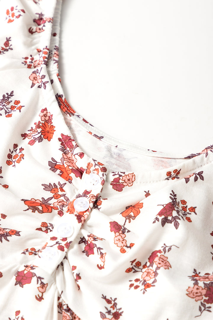 Chemisier blanc à manches courtes froncées et cintrées, style bohème floral