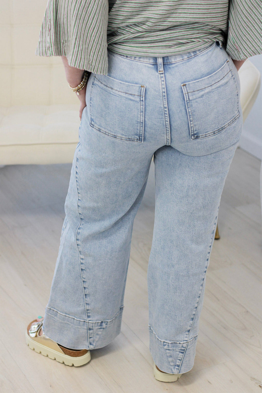 Beau Blue Solid Paneling Loose Fit Plus Size Jeans