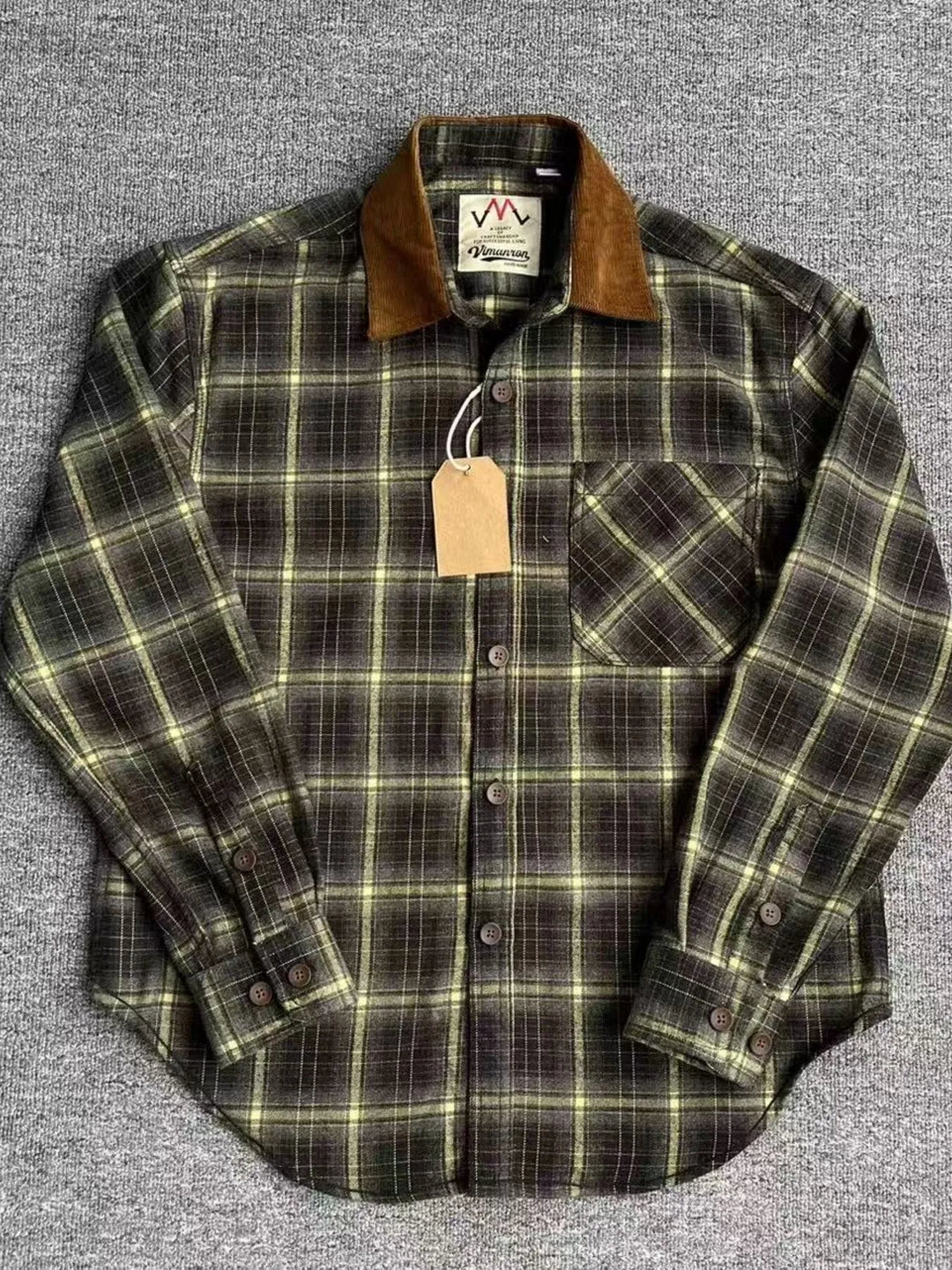 Men's Plus Size Oversized Plaid Button Up Shirt