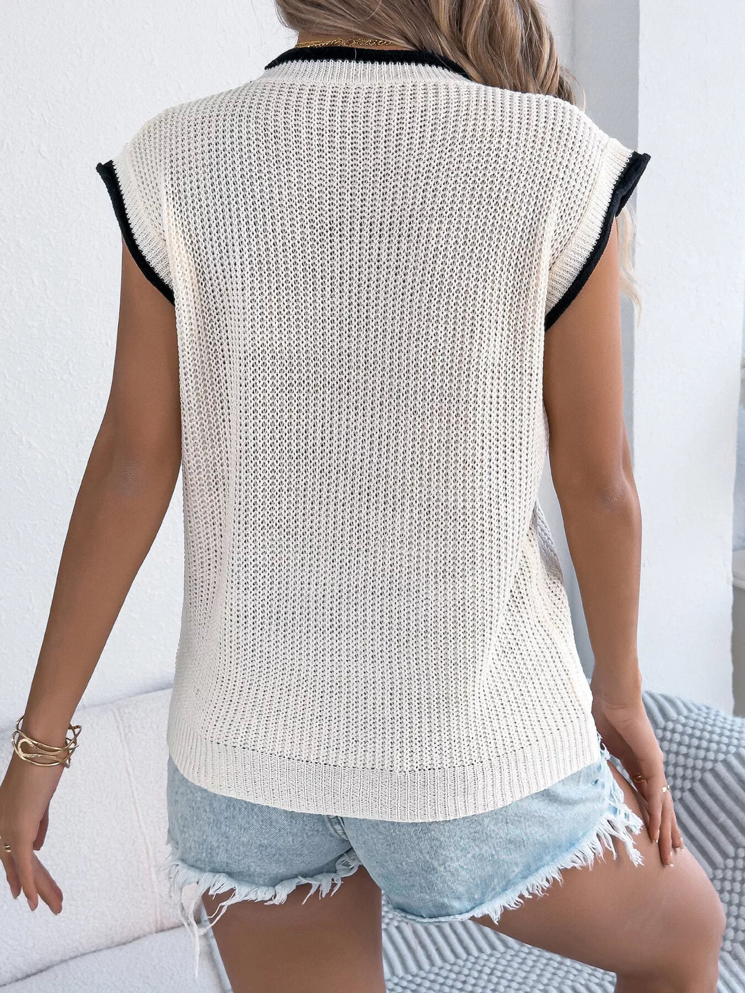 Contrast Trim Round Neck Cap Sleeve Sweater