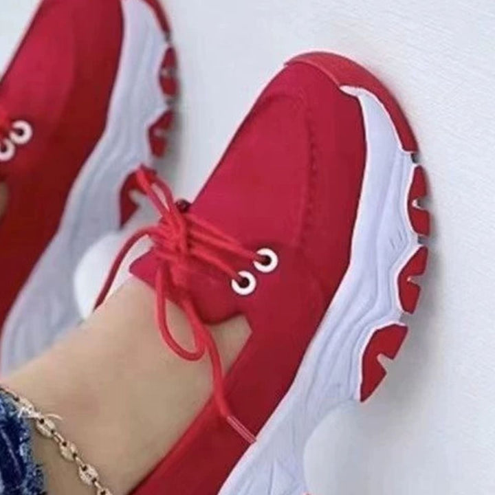Lace Up Round Toe Sneakers