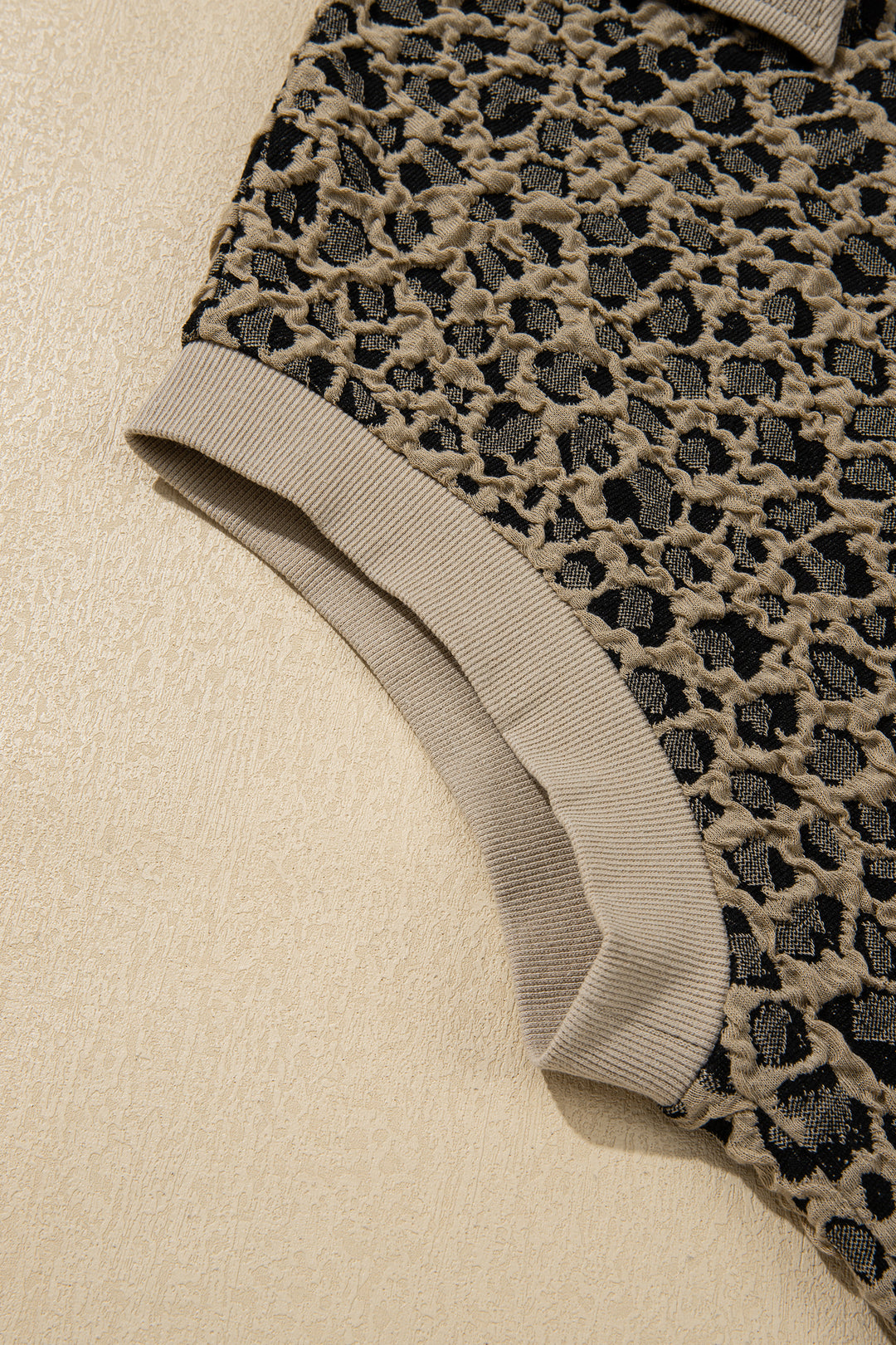 Beige Ribbed Patchwork Collar Cuffed Sleeve Leopard Plus Top