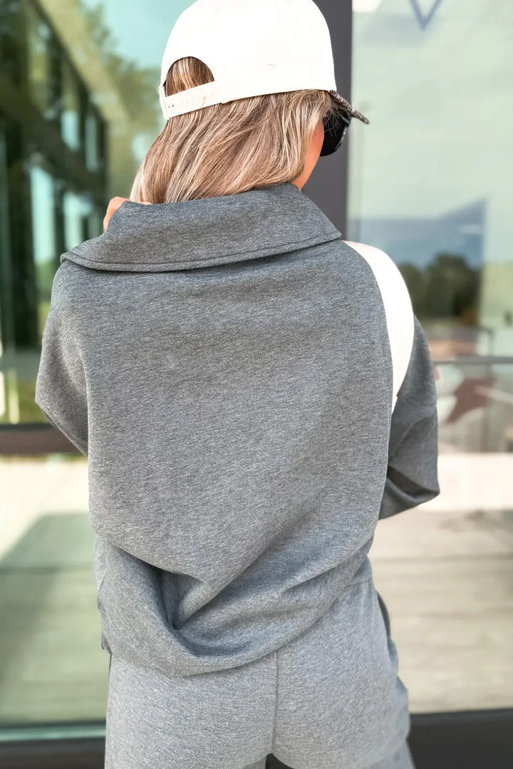 Medium Grey Collared V Neck Pullover Sweatshirt Sweatpants Set