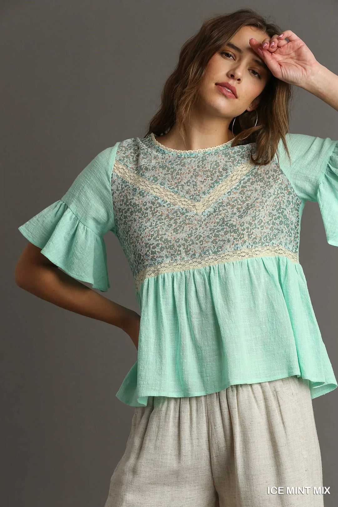 Umgee Floral Lace Trimmed Detail Half Sleeve Babydoll Top