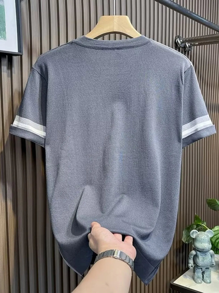 Men's Full Size Contrast Shoulder Stripes Round Neck T-Shirt Plus Size
