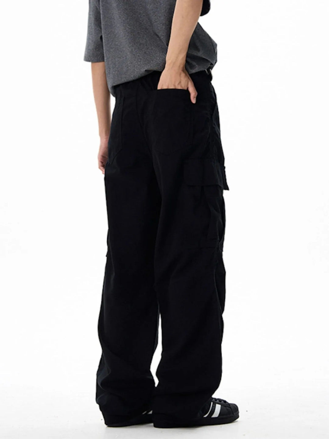 Men's Wide Leg Cargo Pants