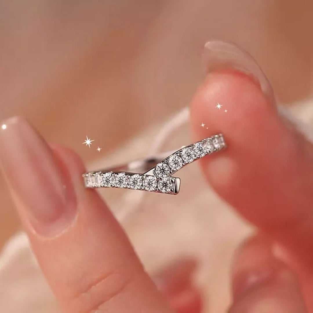 925 Sterling Silver Moissanite Geometric Ring