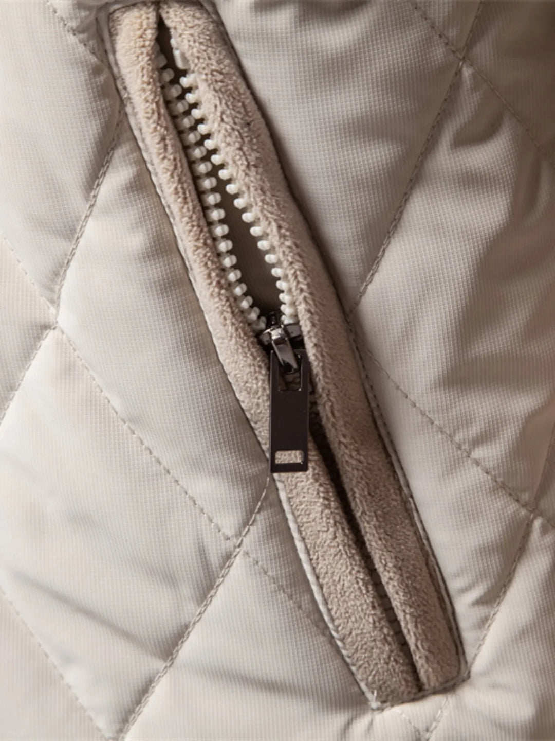 Men's Quilted Snap Down Long Sleeve Jacket