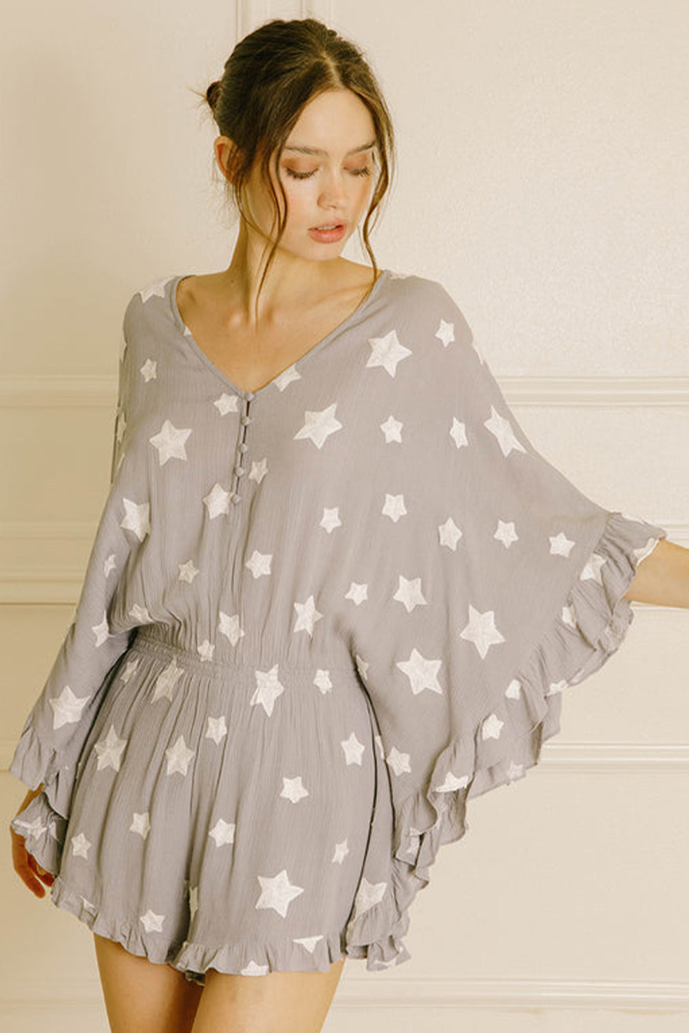Gray Star Print Crinkle Textured Kimono Ruffle Sleeve Romper
