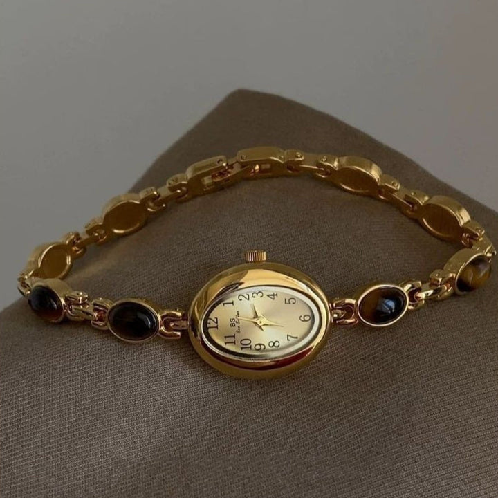 Creative Vintage-style Fashion Watch For Women