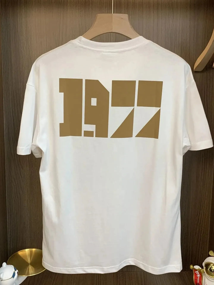 Men's Plus Size Vintage 1977 Graphic Round Neck T-Shirt