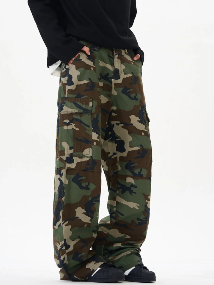 Men's Loose Fit Camouflage Cargo Pants