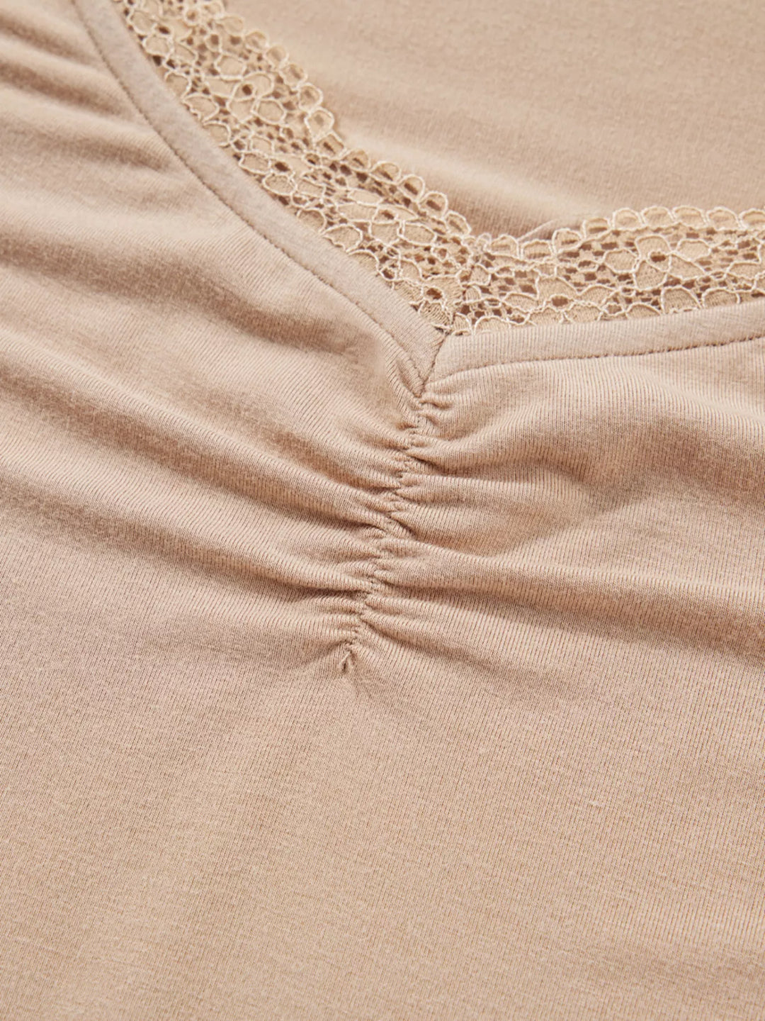 Lace-Trimmed Ruched Detail Long Sleeve T-Shirt