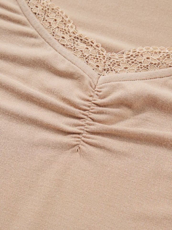 Lace-Trimmed Ruched Detail Long Sleeve T-Shirt