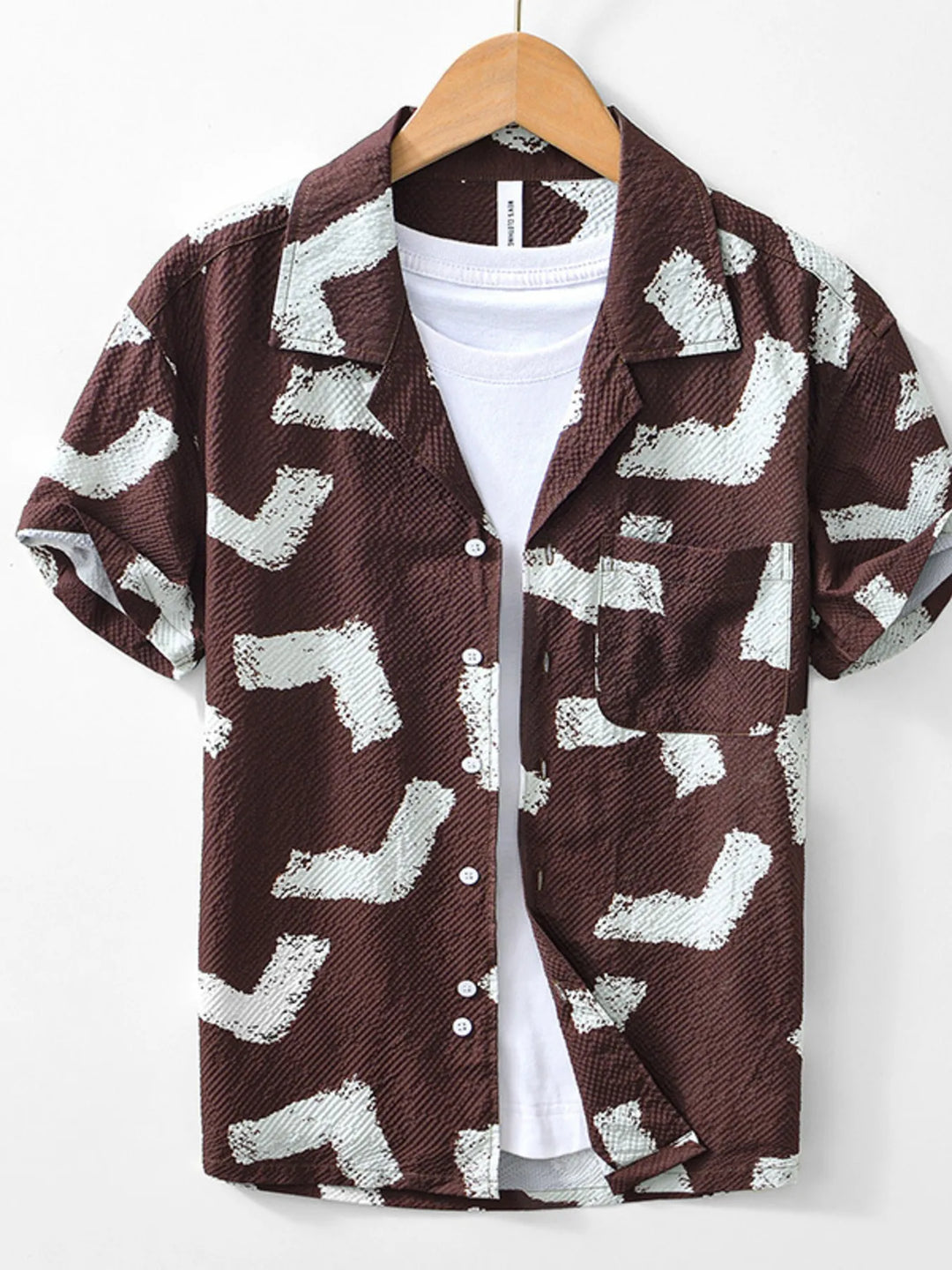 Men's Printed Button Up Short Sleeve Shirt